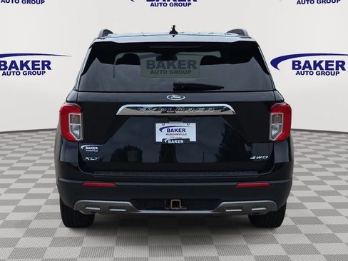 Used 2022 Ford Explorer XLT w/ Equipment Group 202A AWD/4WD image 6