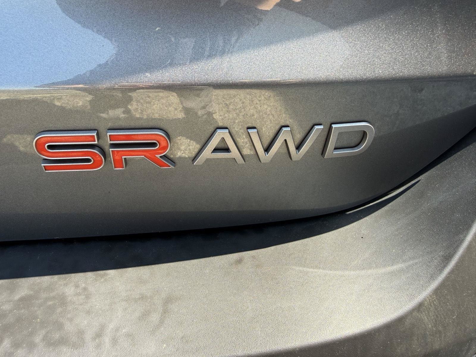 Used 2025 Nissan Kicks SR AWD/4WD image 20