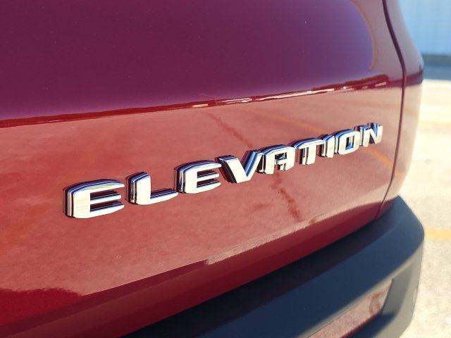 Used 2026 GMC Acadia Elevation w/ Super Cruise Package FWD image 9