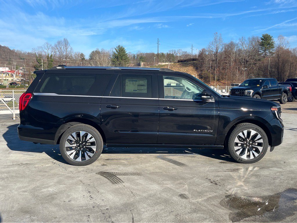 New 2025 Ford Expedition Max Platinum w/ Platinum Ultimate Package AWD/4WD image 2