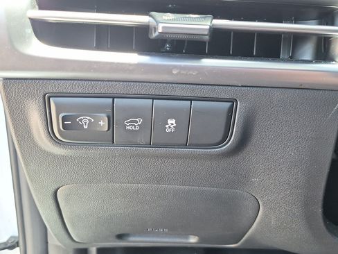 Used 2025 Hyundai Tucson SEL FWD image 16