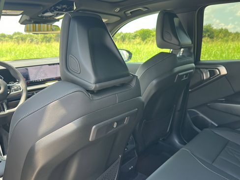 New 2026 BMW X3 xDrive30 w/ Premium Package image 14