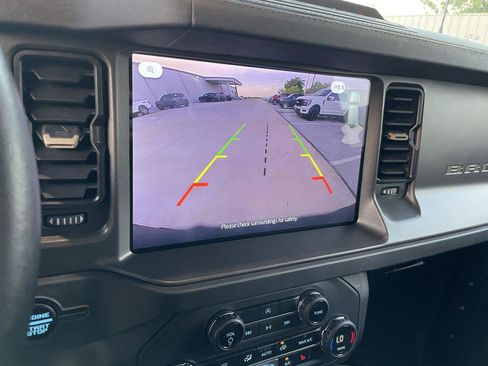 Used 2025 Ford Bronco Badlands AWD/4WD image 19