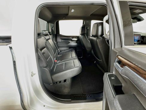 Certified 2025 GMC Sierra 1500 SLT RWD image 25