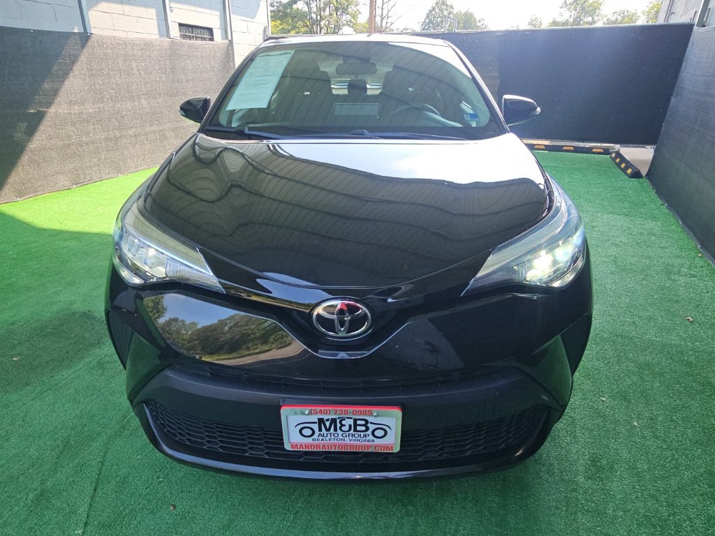 Used 2021 Toyota C-HR LE FWD image 10