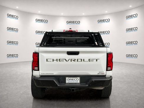 Certified 2024 Chevrolet Colorado ZR2 w/ ZR2 Convenience Package III AWD/4WD image 6