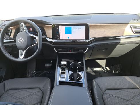 New 2026 Volkswagen Atlas SE image 9