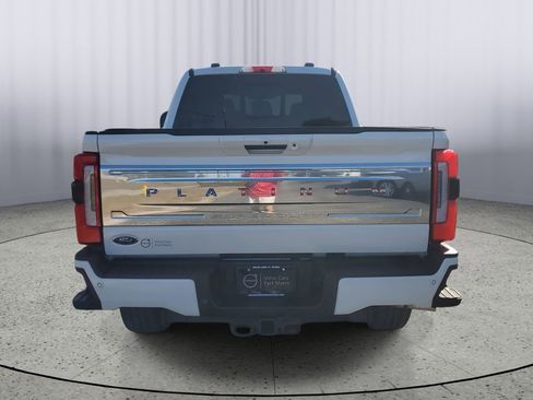 Used 2024 Ford F350 Platinum image 5