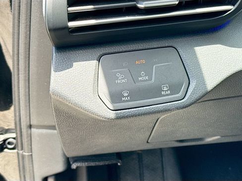 Used 2021 Volkswagen ID.4 1st Edition RWD image 10