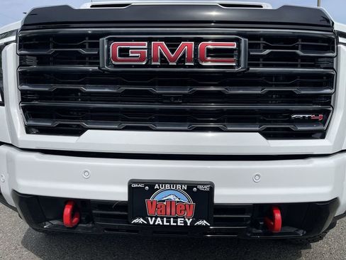 New 2026 GMC Sierra 2500 AT4 w/ AT4 Premium Plus Package AWD/4WD image 32