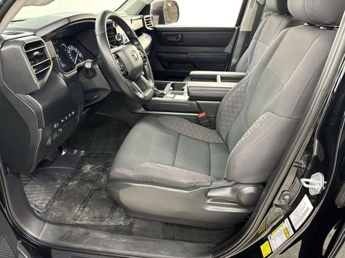 Used 2022 Toyota Tundra SR image 2