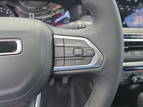 New 2025 Jeep Compass Latitude w/ Altitude Special Edition image 34