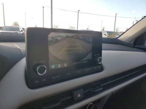 Used 2023 Honda HR-V LX image 30