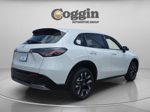 New 2026 Honda HR-V EX-L image 5