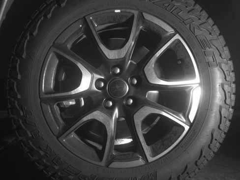 Used 2025 Jeep Compass Trailhawk AWD/4WD image 12