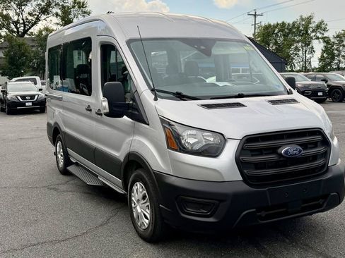 Used 2020 Ford Transit 150 XL RWD image 4