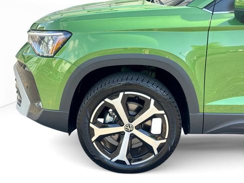 New 2026 Volkswagen Taos SEL AWD/4WD image 19