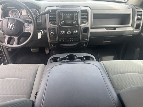 Used 2017 RAM 2500 Tradesman w/ Chrome Appearance Group AWD/4WD image 11