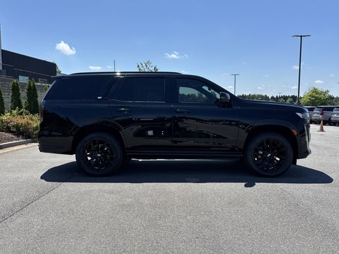 Used 2023 Cadillac Escalade Sport w/ LPO, ONYX Package AWD/4WD image 11