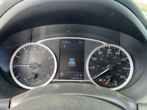 Used 2019 Nissan Sentra SV FWD image 7