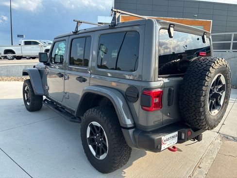 Used 2020 Jeep Wrangler Unlimited Rubicon AWD/4WD image 3