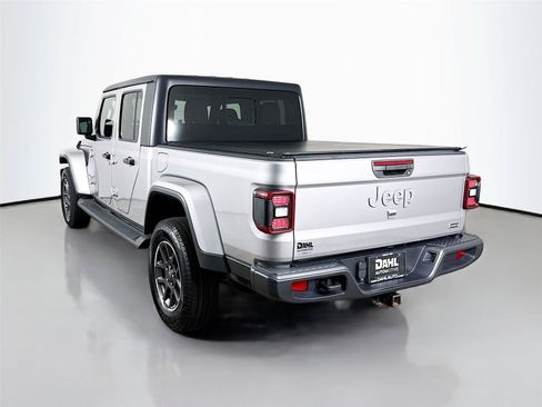 Used 2020 Jeep Gladiator Overland AWD/4WD image 10