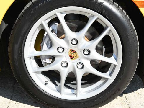 Used 2004 Porsche Boxster image 16