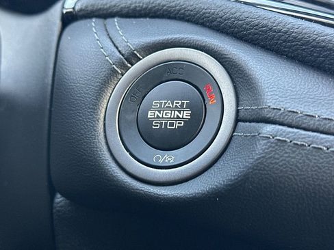 Used 2024 Dodge Durango SXT image 25