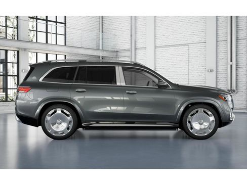 New 2026 Mercedes-Benz Maybach GLS 600 4MATIC image 2