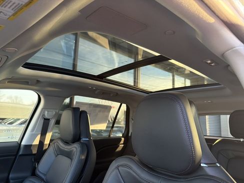 New 2026 Lincoln Aviator Reserve image 11