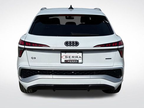 New 2026 Audi Q3 quattro 2.0T AWD/4WD image 4