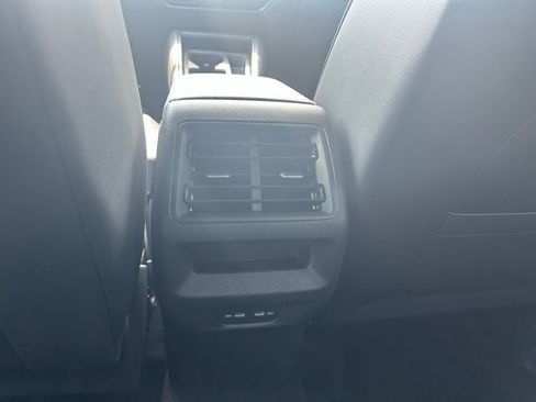 New 2026 Volkswagen Tiguan SE R-Line FWD image 49
