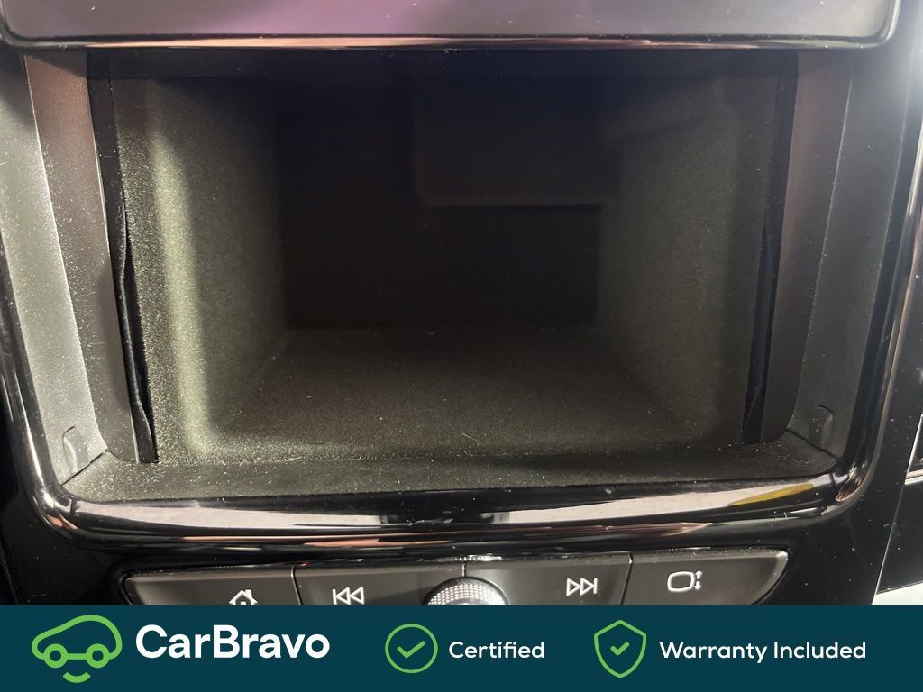 Used 2023 Chevrolet Traverse LT AWD/4WD image 32