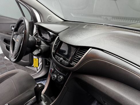 Used 2019 Chevrolet Trax LS w/ LPO, Cargo Package image 45