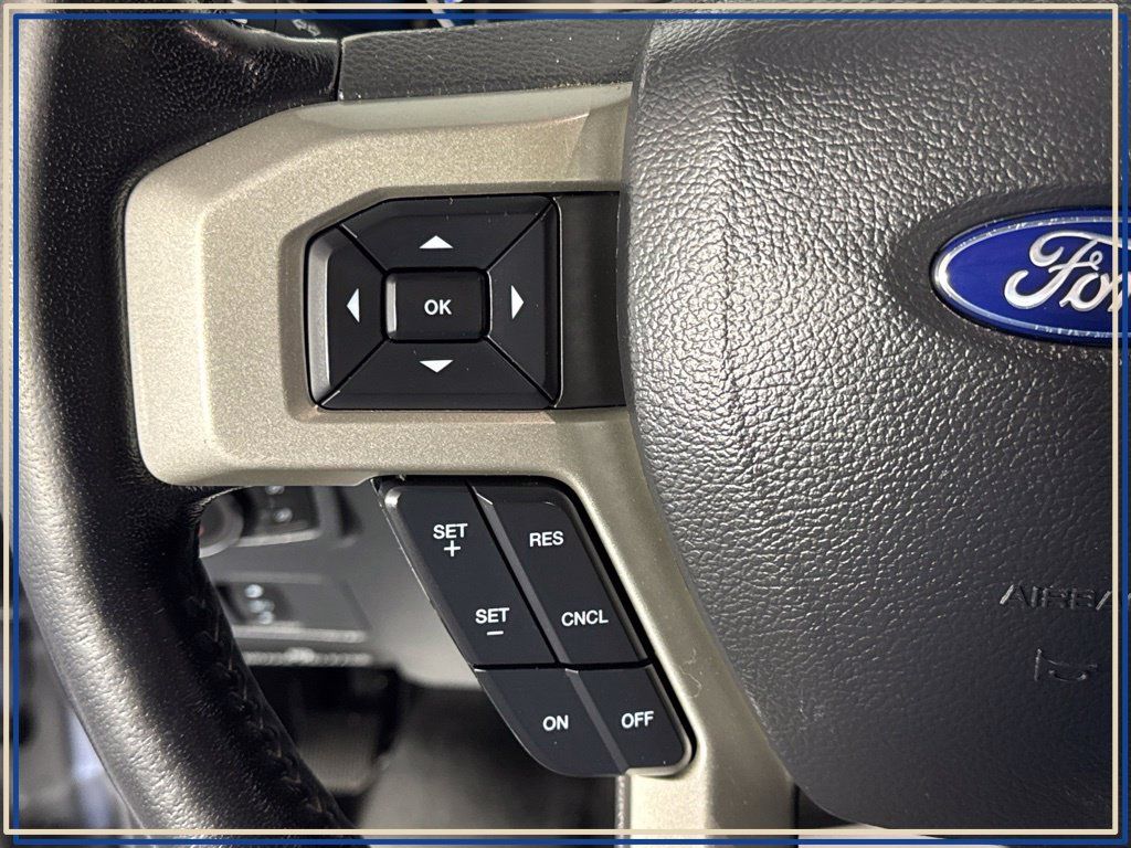 Used 2022 Ford F250 Lariat w/ Black Appearance Package AWD/4WD image 19