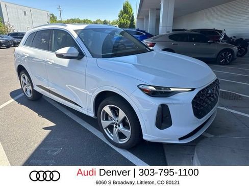 Used 2025 Audi Q5 Premium Plus w/ Premium Plus AWD/4WD image 2