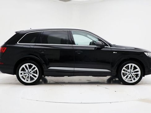 Used 2017 Audi Q7 3.0T Prestige w/ Prestige Package image 3