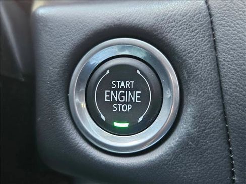 Used 2024 Chevrolet Tahoe Z71 w/ Luxury Package image 14