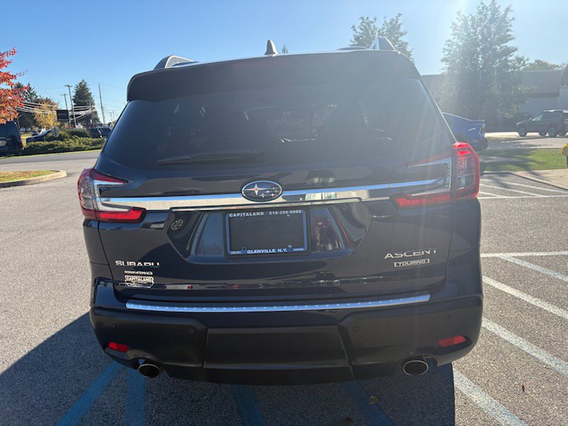 Used 2024 Subaru Ascent Touring AWD/4WD image 4