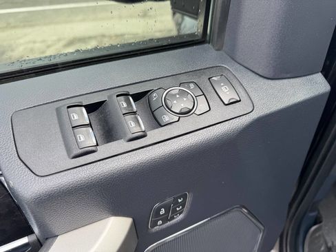 Used 2022 Ford F450 Lariat w/ Lariat Value Package image 10