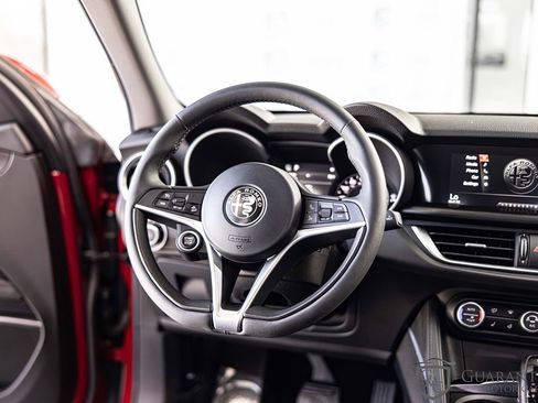 Used 2019 Alfa Romeo Stelvio AWD image 36