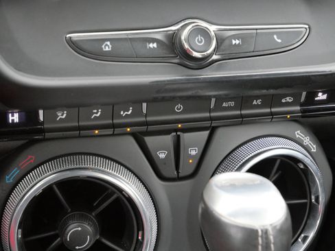 Used 2017 Chevrolet Camaro LT image 22