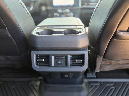 Used 2024 Ford F250 Lariat w/ Chrome Package AWD/4WD image 12