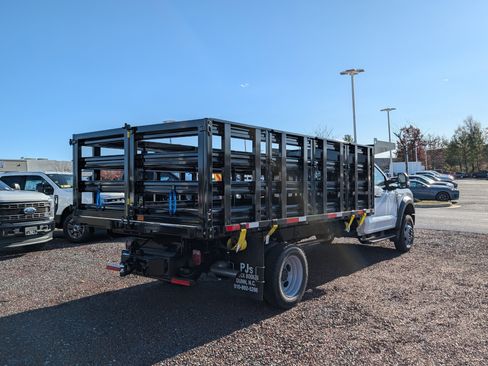 New 2026 Ford F550 4x4 Regular Cab Super Duty image 2