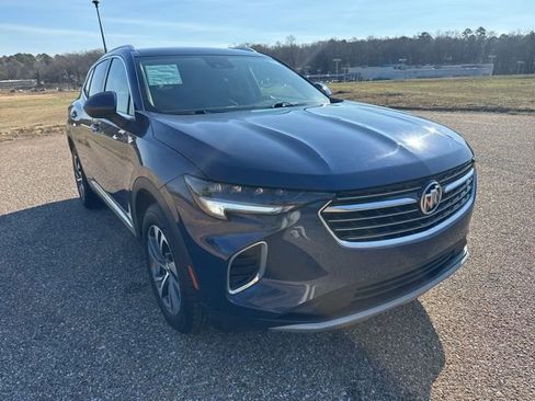 Used 2023 Buick Envision Essence image 2
