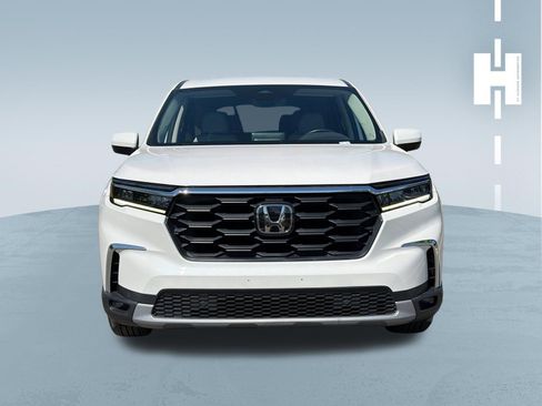 Used 2023 Honda Pilot EX-L image 3