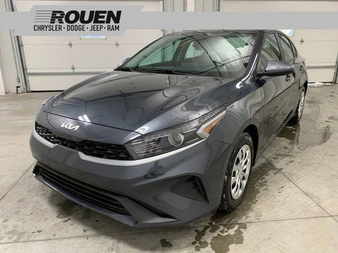 Used 2024 Kia Forte LX image 1