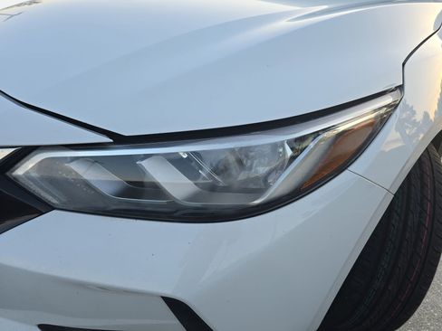 Used 2022 Nissan Sentra SV w/ Electronics Package FWD image 28