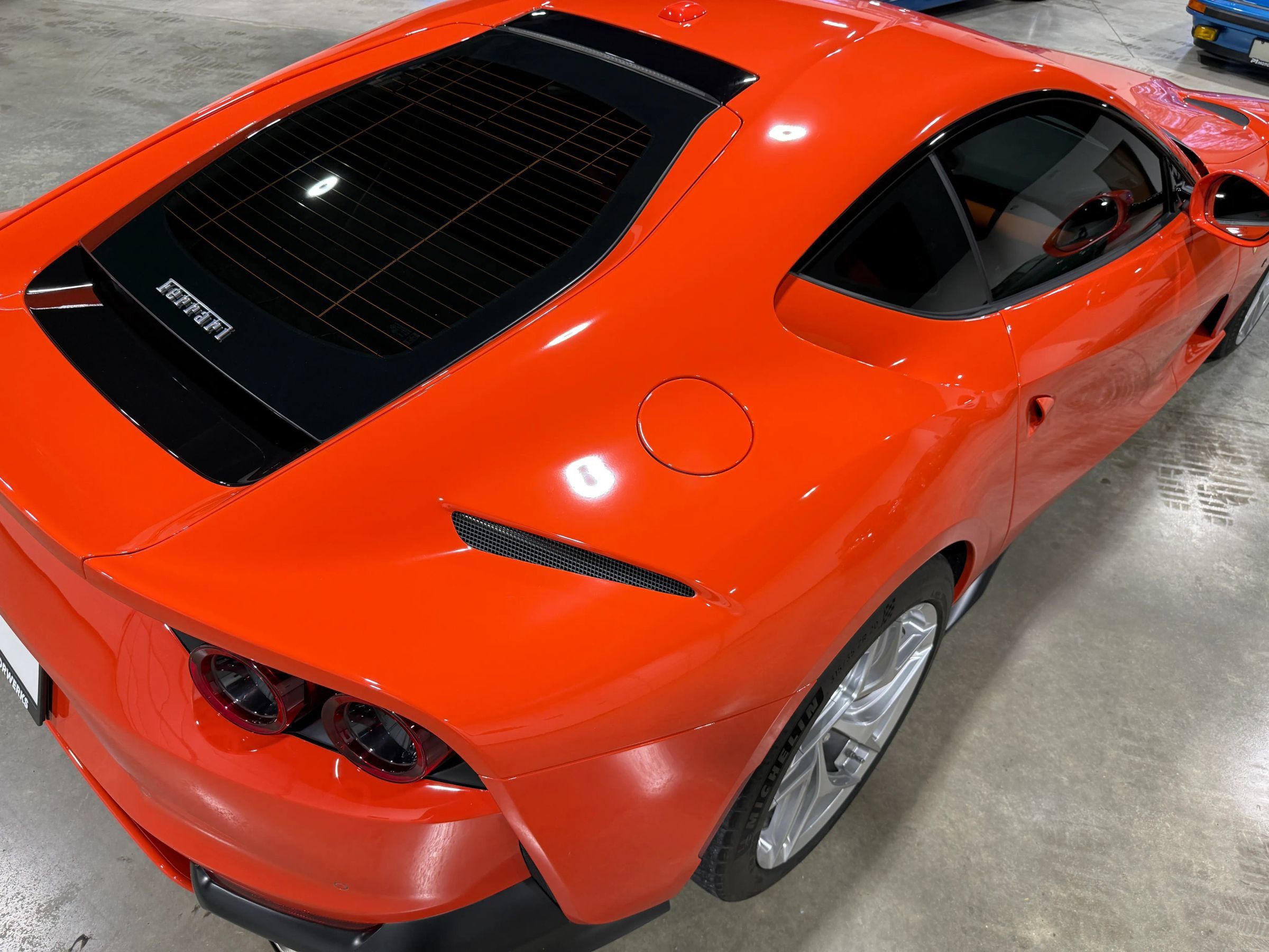 Used 2020 Ferrari 812 Superfast RWD image 37