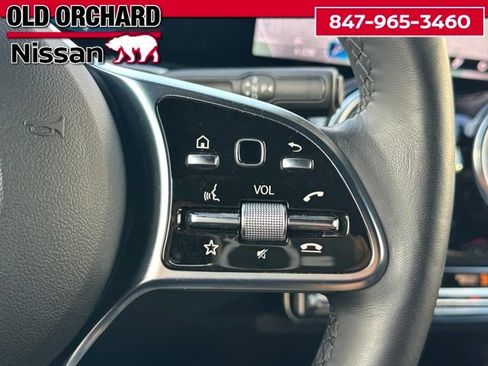 Used 2023 Mercedes-Benz EQB 300 4MATIC image 23
